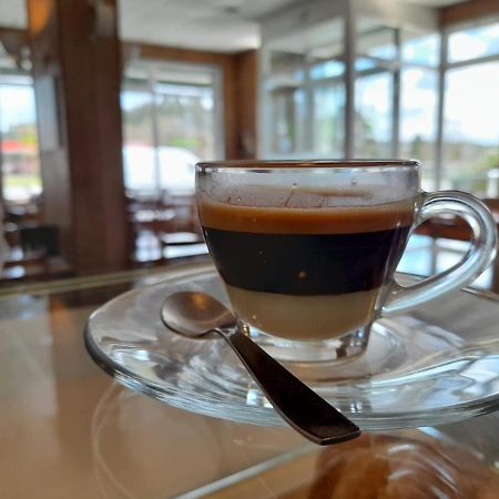 Hotel Os Carballos Sigueiro Ngoại thất bức ảnh